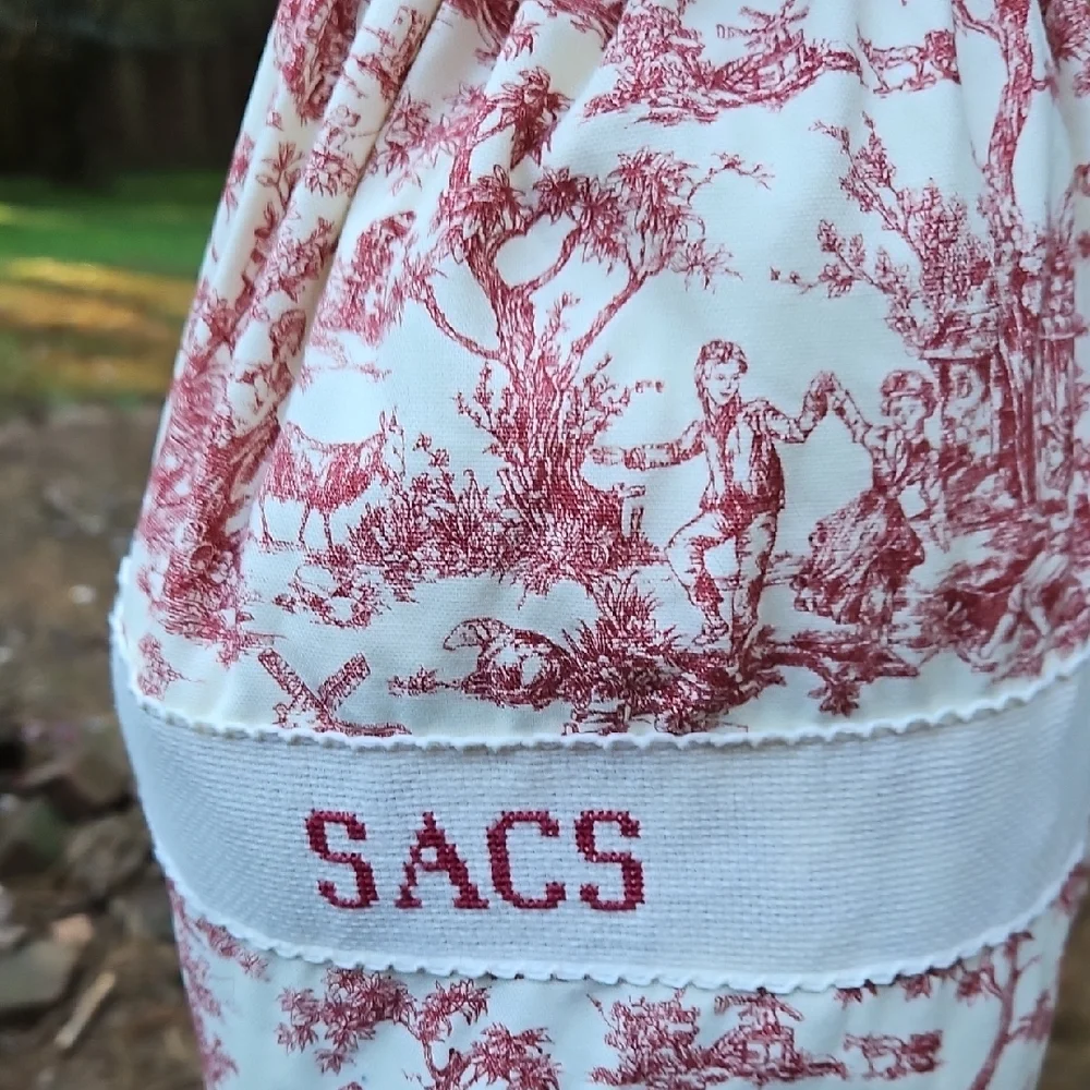 Vintage Elegant Red Cream Toile De Jouy 18 Inches Hanging Plastic Bag Holder